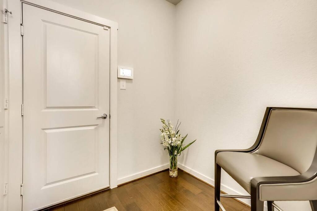 Gorgeous 4 Bed Home On St Mary'S - Minutes To Riverwalk/Pearl ซานอันโตนิโอ ภายนอก รูปภาพ